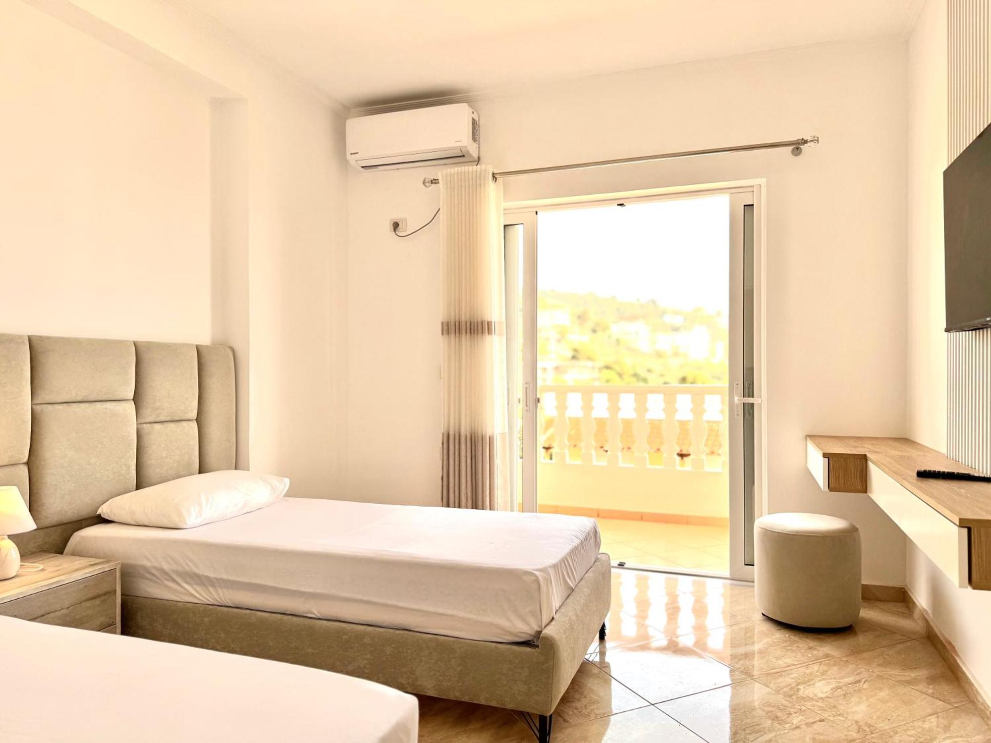Amar'S Apartments Sarande Exterior photo